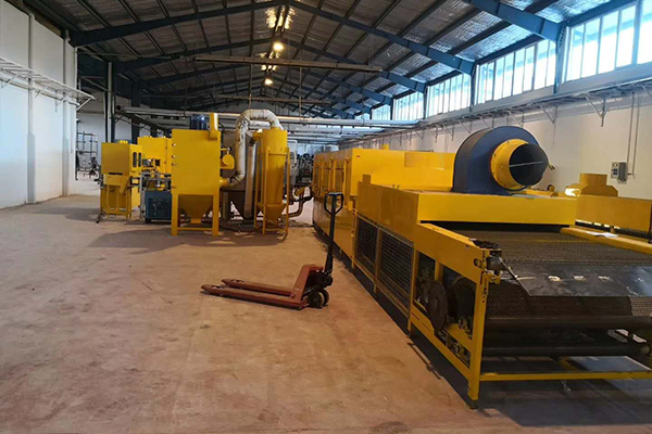 A Longhui Machinery egy professzionális fékbetét-berendezésekkel foglalkozó kutatás-fejlesztési, gyártási, értékesítési és automatizálási szolgáltató cég